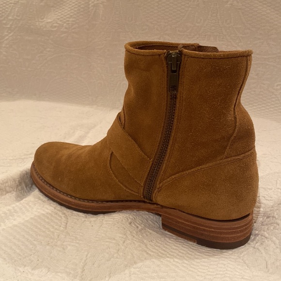 FRYE | Veronica Buckle Strap Suede Short Ankle Biker Moto Boots in ‘Brandy’ - Picture 14 of 17